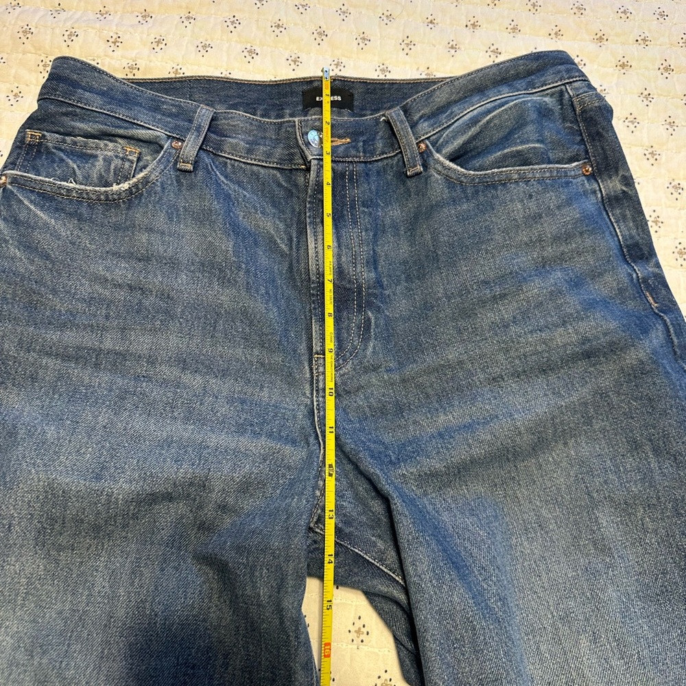 Express High Rise Jeans - Picture 4 of 8